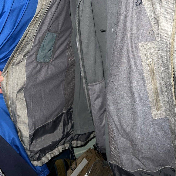 Gray LL Bean Winter Jacket - Picture 12 of 13